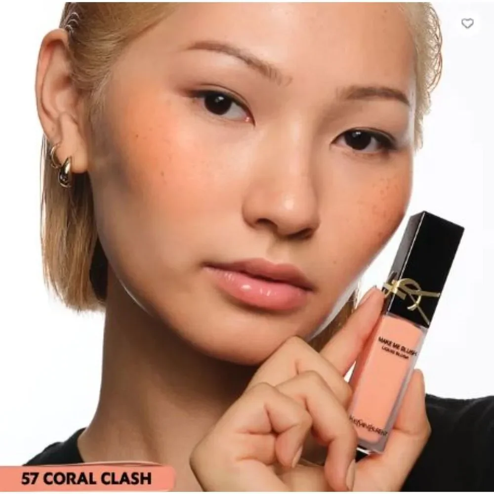 Yves Saint Laurent weightless ultra